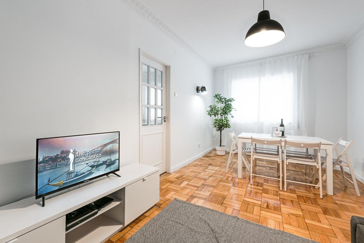 Guestready - Hospitality Atrium - Leite Residence Вила-Нова-ди-Гая Экстерьер фото